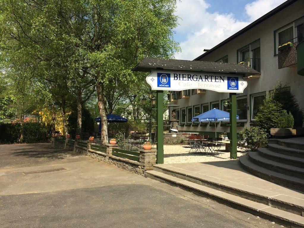 Hotel Zur Eiche Overath Exterior foto